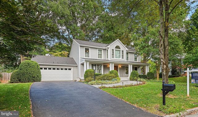 1817 CLOVERMEADOW DR, Vienna, VA 22182
