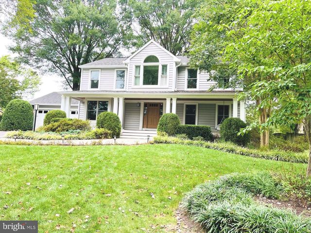 1817 CLOVERMEADOW DR, Vienna, VA 22182
