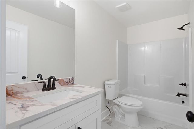 685 S Jeff Davis Drive, Fayetteville, GA 30215