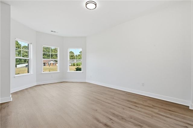 685 S Jeff Davis Drive, Fayetteville, GA 30215