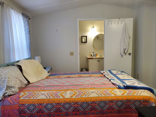 495 Clubhouse Rd., Garden City Beach, SC 29576