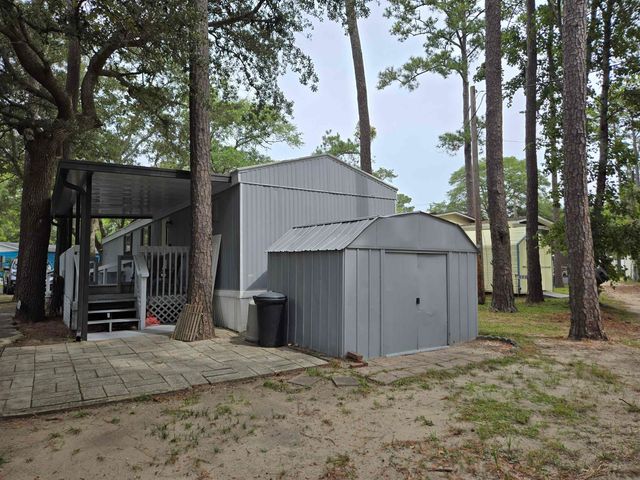 495 Clubhouse Rd., Garden City Beach, SC 29576