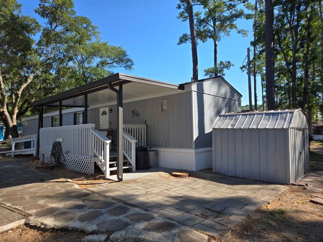 495 Clubhouse Rd., Garden City Beach, SC 29576