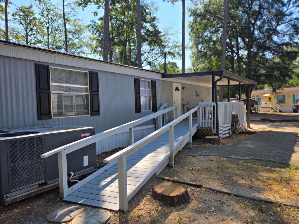 495 Clubhouse Rd., Garden City Beach, SC 29576 — photo 4