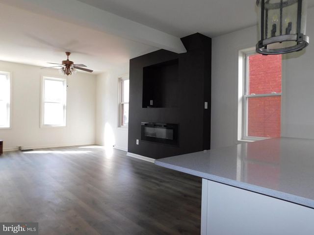 121 HARRISON AVE, Waynesboro, PA 17268
