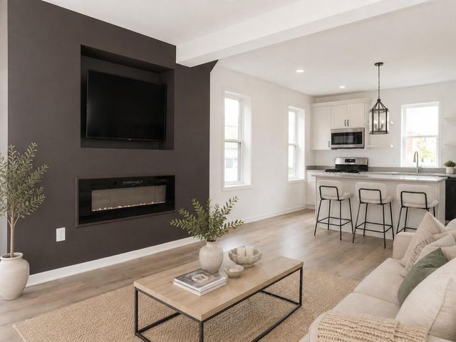 121 HARRISON AVE, Waynesboro, PA 17268