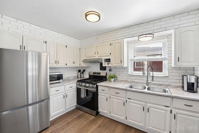 9231 Coogan Drive, Colerain Twp, OH 45231