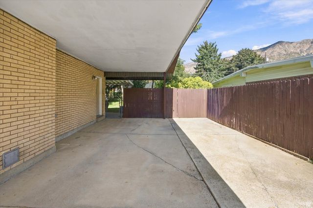 938 E 2750 N, North Ogden, UT 84414