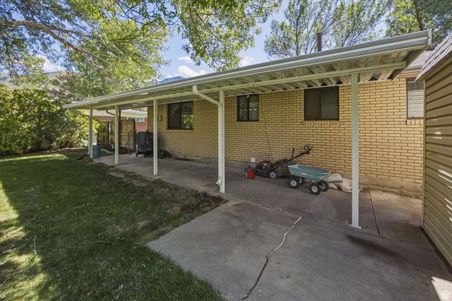 938 E 2750 N, North Ogden, UT 84414
