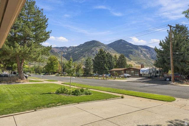 938 E 2750 N, North Ogden, UT 84414