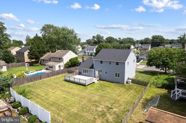 322 TENBY CHASE DR, Delran, NJ 08075