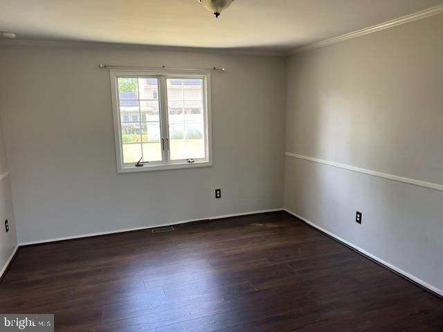 322 TENBY CHASE DR, Delran, NJ 08075
