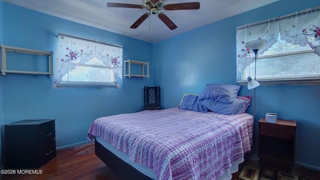 39 Tilton Avenue, South Toms River, NJ 08757