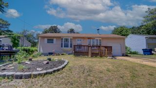 39 Tilton Avenue, South Toms River, NJ 08757