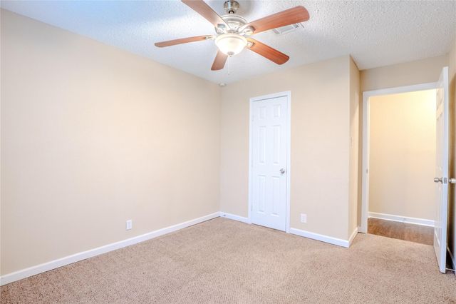 7211 Mockingbird Lane, Texas City, TX 77591