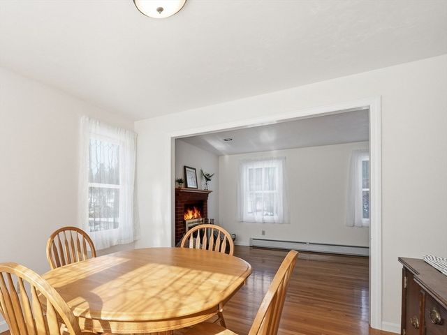 111 General Hobbs Rd, Holden, MA 01522