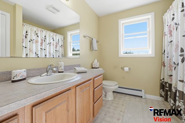 111 General Hobbs Rd, Holden, MA 01522