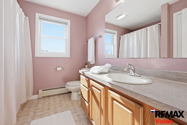 111 General Hobbs Rd, Holden, MA 01522