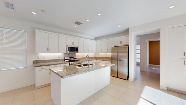 35815 Mccarthy Street, Palm Desert, CA 92211