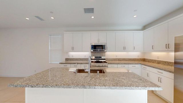 35815 Mccarthy Street, Palm Desert, CA 92211