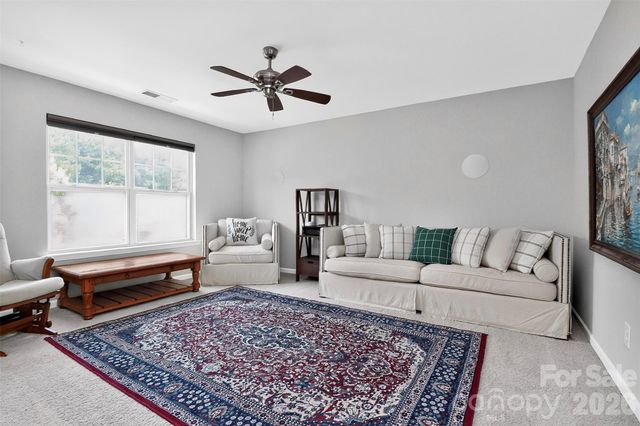 128 Creekside Crossing Lane, Mooresville, NC 28117