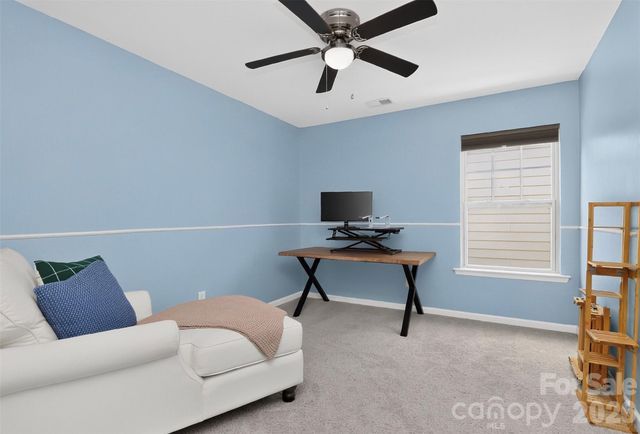 128 Creekside Crossing Lane, Mooresville, NC 28117