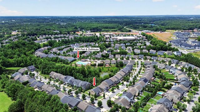 128 Creekside Crossing Lane, Mooresville, NC 28117