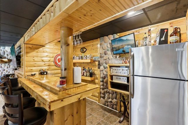 4644 Pierceville Road, Cottage Grove, WI 53527