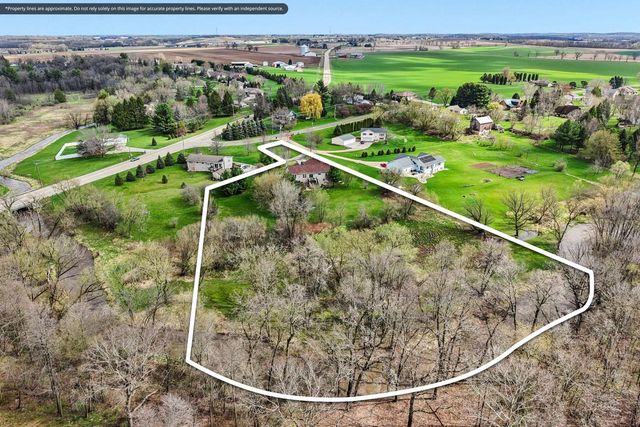 4644 Pierceville Road, Cottage Grove, WI 53527