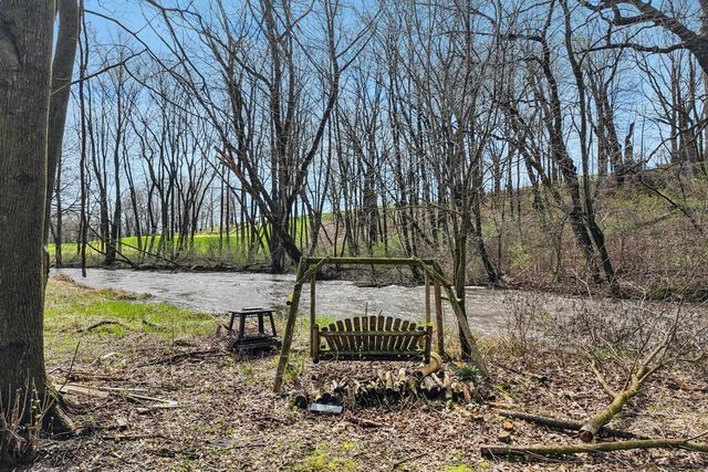 4644 Pierceville Road, Cottage Grove, WI 53527