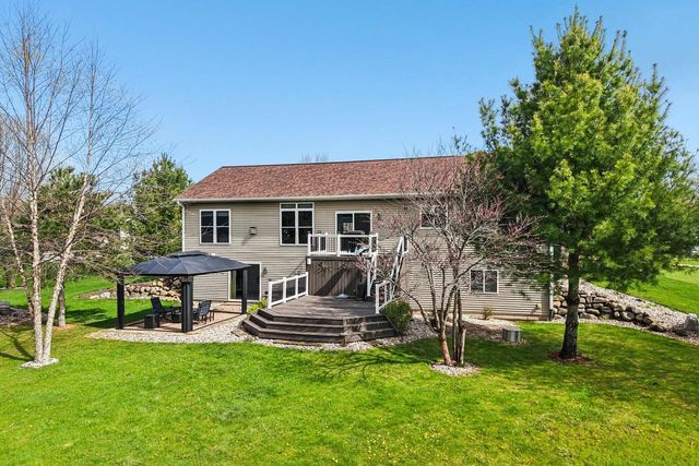 4644 Pierceville Road, Cottage Grove, WI 53527