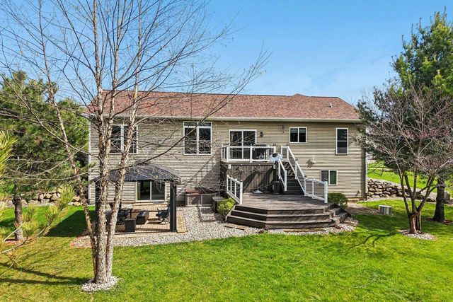 4644 Pierceville Road, Cottage Grove, WI 53527