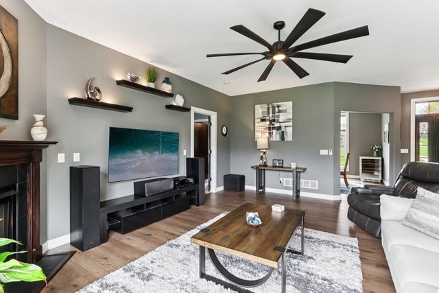 4644 Pierceville Road, Cottage Grove, WI 53527