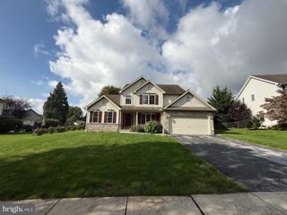 271 RED HAVEN RD, Palmyra, PA 17078