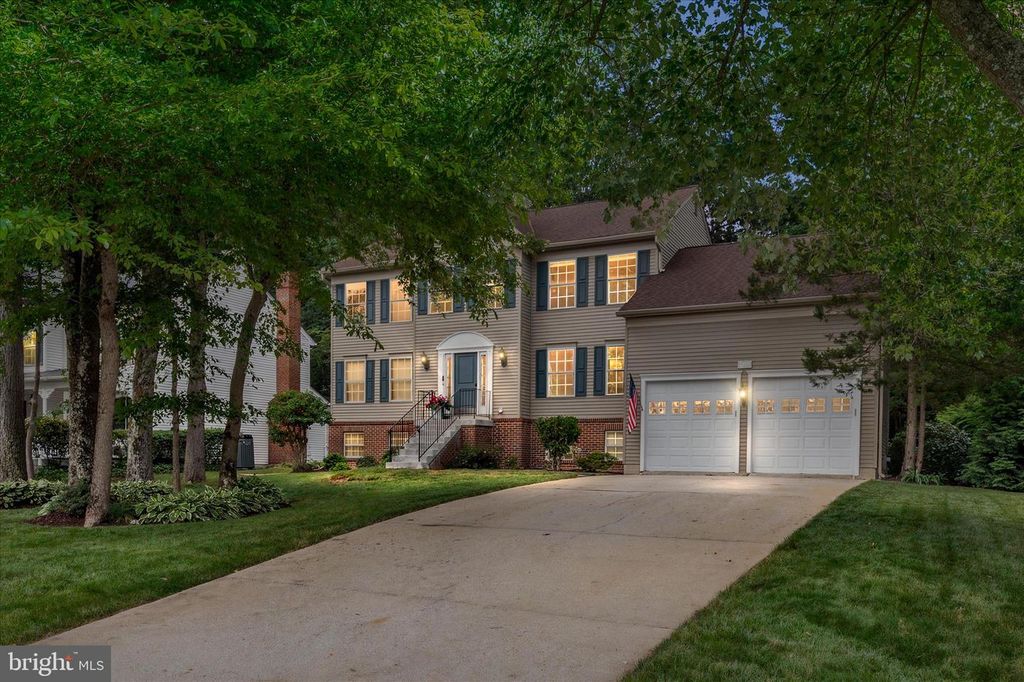 Image 1 of property listing at 645 PLANTATION BLVD, West River, MD 20778