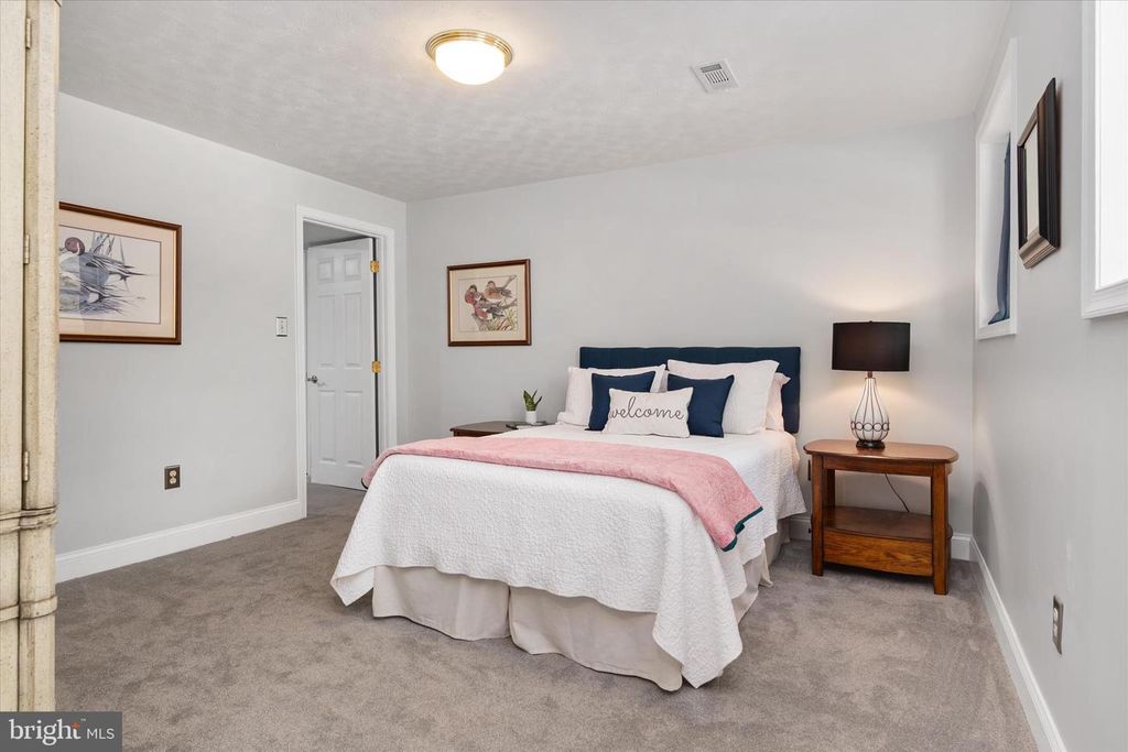 Image 43 of property listing at 645 PLANTATION BLVD, West River, MD 20778