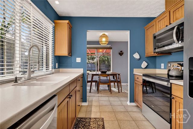 5 Chantilly Court, Savannah, GA 31419