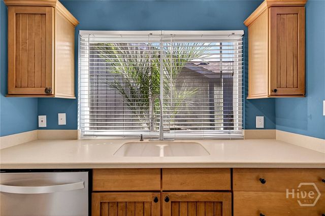 5 Chantilly Court, Savannah, GA 31419