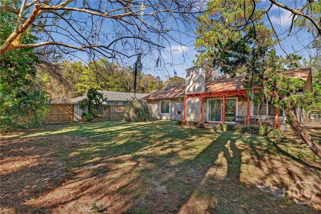 5 Chantilly Court, Savannah, GA 31419