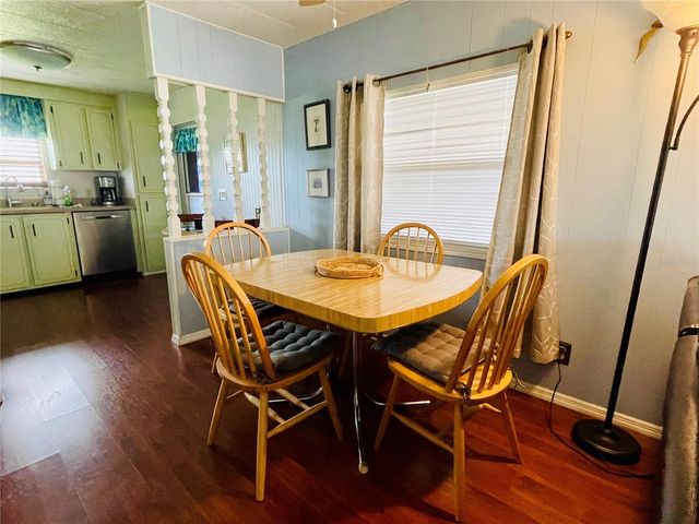 204 RED MAPLE DRIVE, Palm Harbor, FL 34684