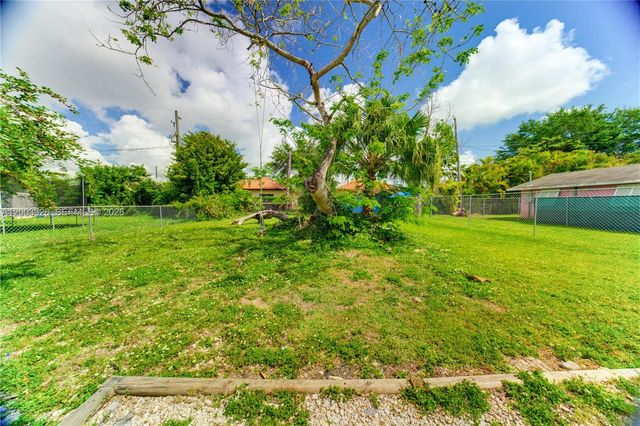 173 NW 18th St 1, Homestead, FL 33030