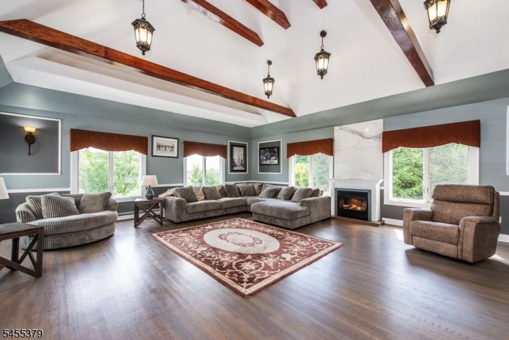 207 Eileen Dr, Cedar Grove Twp., NJ 07009 — photo 5