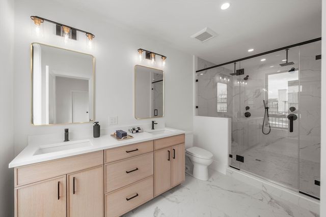 136 West 8th 3, Boston, MA 02127