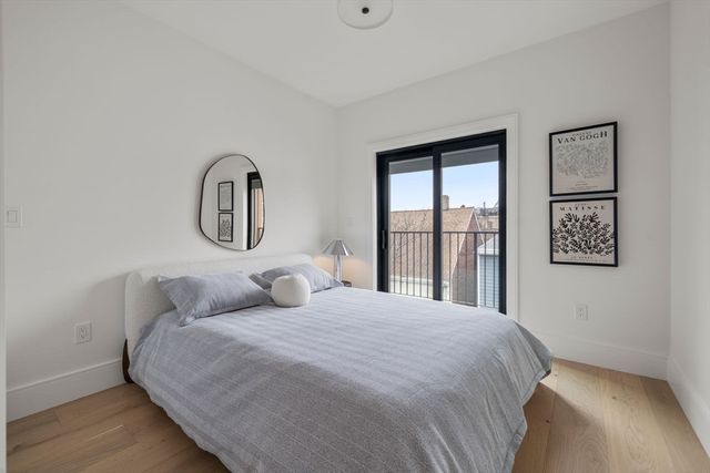 136 West 8th 3, Boston, MA 02127