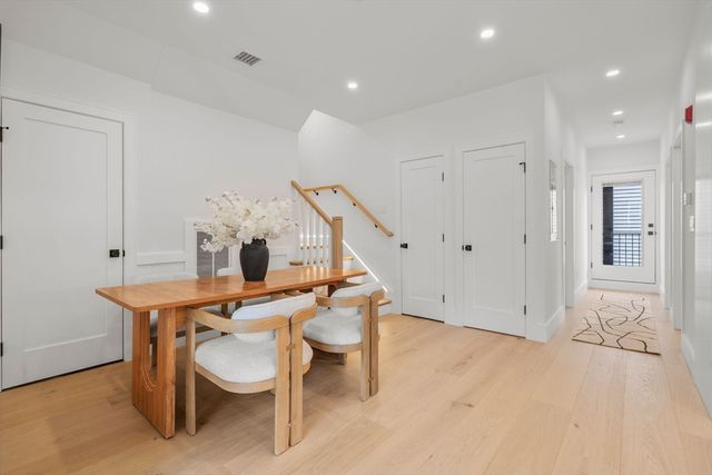 136 West 8th 3, Boston, MA 02127
