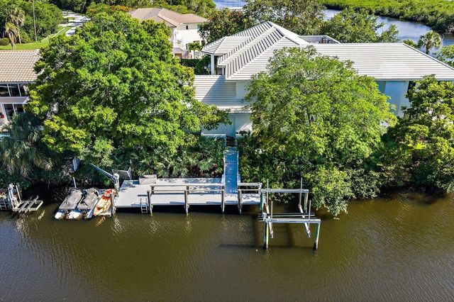 8818 SE Riverfront Terrace, Jupiter, FL 33469