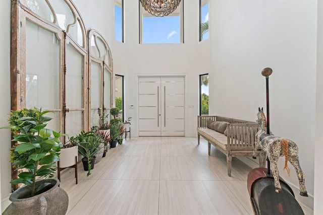 8818 SE Riverfront Terrace, Jupiter, FL 33469