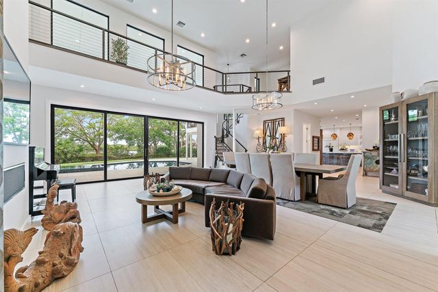 8818 SE Riverfront Terrace, Jupiter, FL 33469