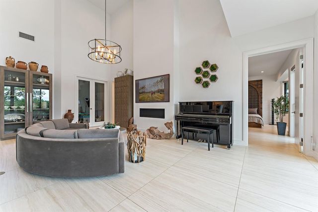 8818 SE Riverfront Terrace, Jupiter, FL 33469