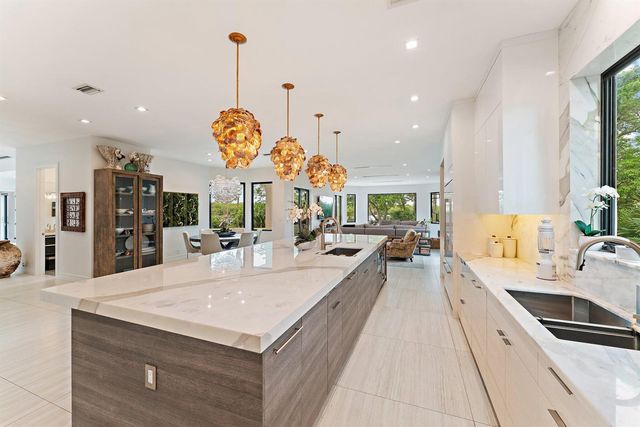 8818 SE Riverfront Terrace, Jupiter, FL 33469